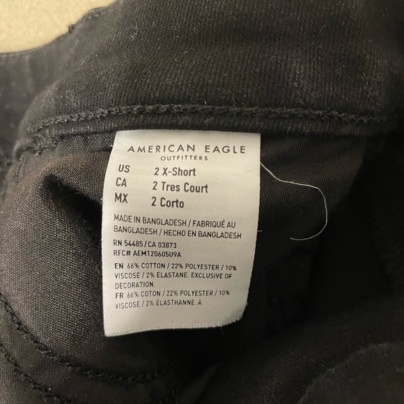 American Eagle Black Skinny Jean (Next Level Stretch) - Picture 4 of 4
